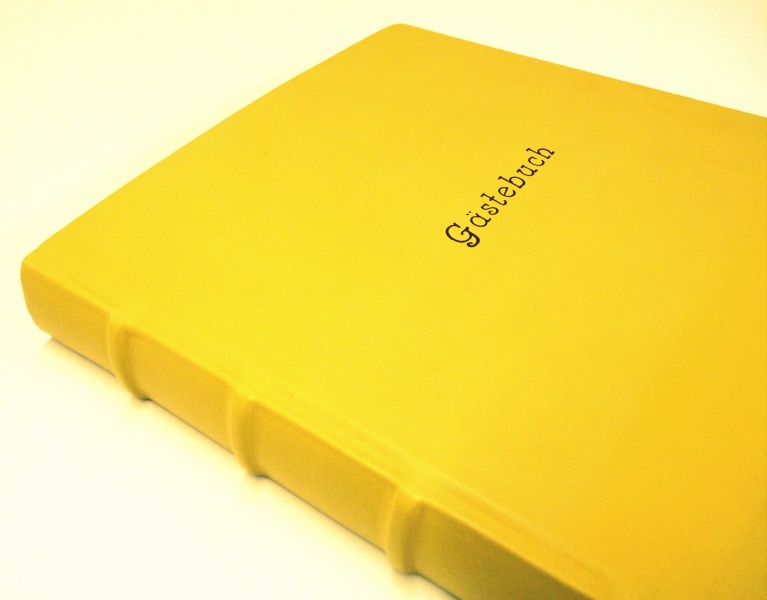 Gästebuch mit falschen Bünden